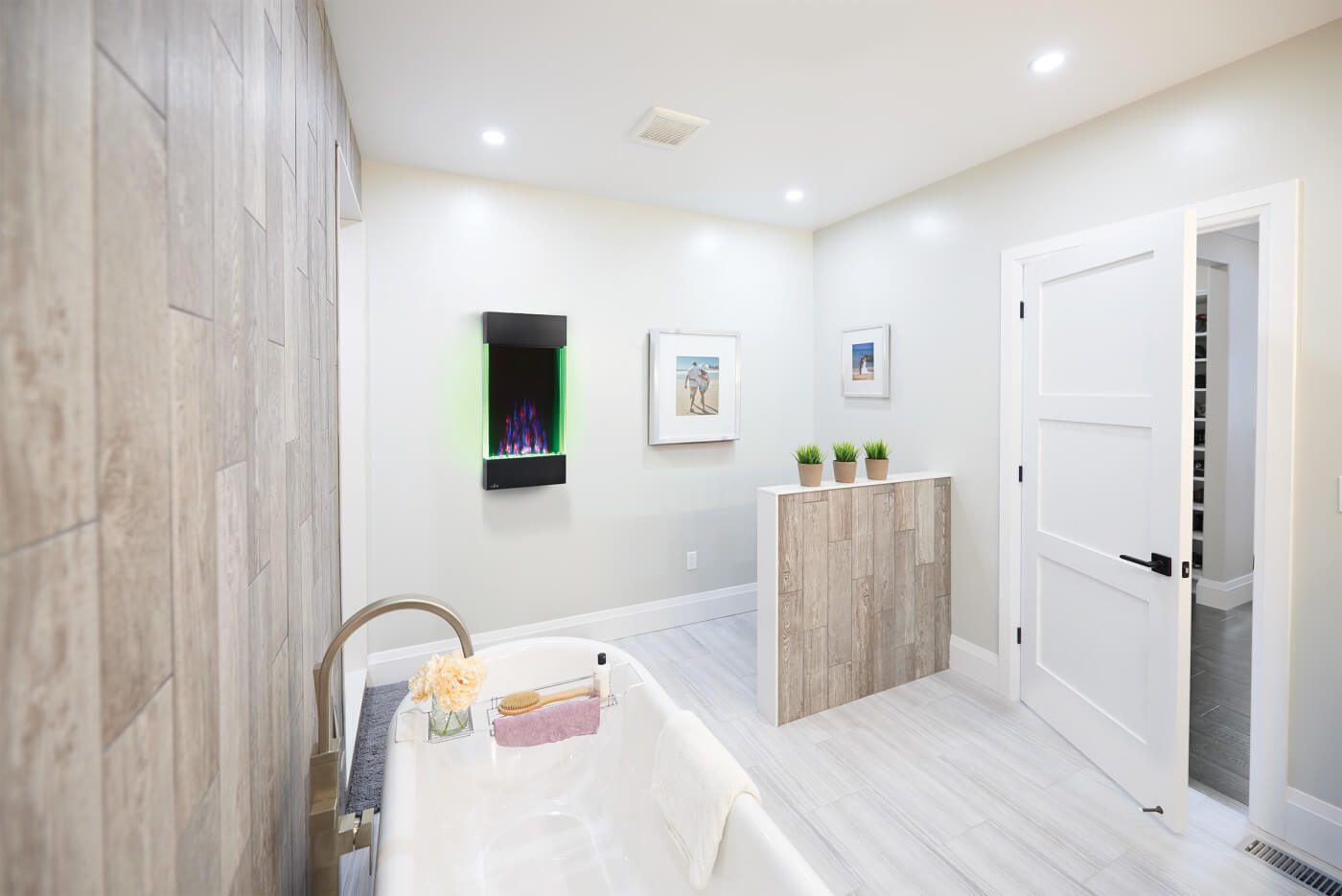 Gallery Image 4 - Allure™ Vertical Prestige® 32