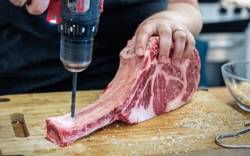 RecipeBlog - Smoked Tomahawk Steak - Drill