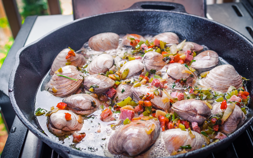 RecipeBlog - Clam Sofrito on COBS - cook clams