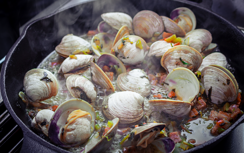RecipeBlog - Clam Sofrito on COBS - clams are ready