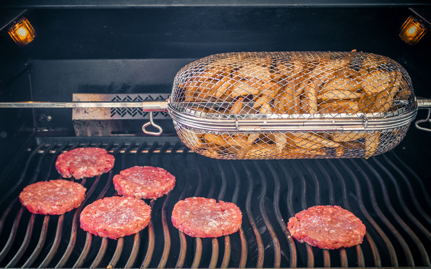 RecipeBlog - Perfect Homemade Burgers - grill