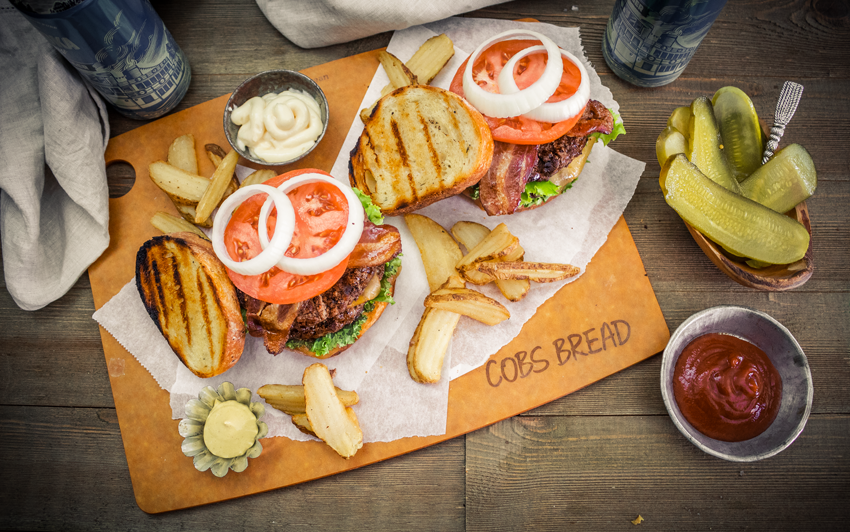RecipeBlog - Perfect Homemade Burgers - serve1