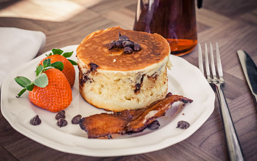 RecipeBlog - Chocolate Chip Japanese Pancakes - serve