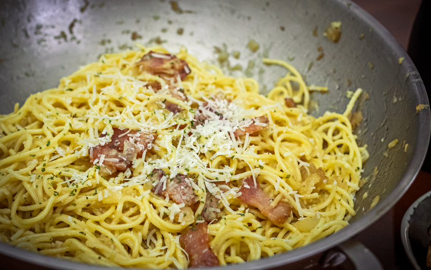 RecipeBlog - Pasta Carbonara - Serve3