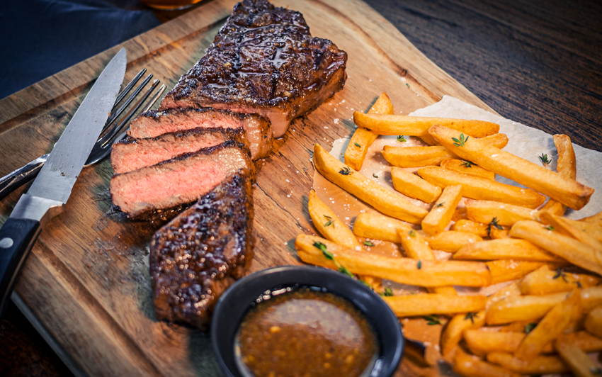 recipeBlog - NewYear Strip Steaks - Serve3