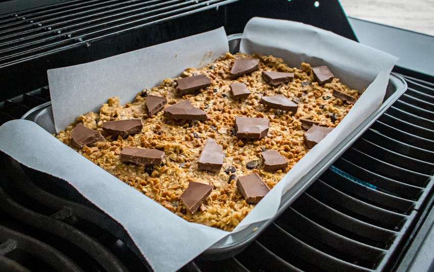 Recipe Blog - Oatmeal Cookie Bars - Grill1
