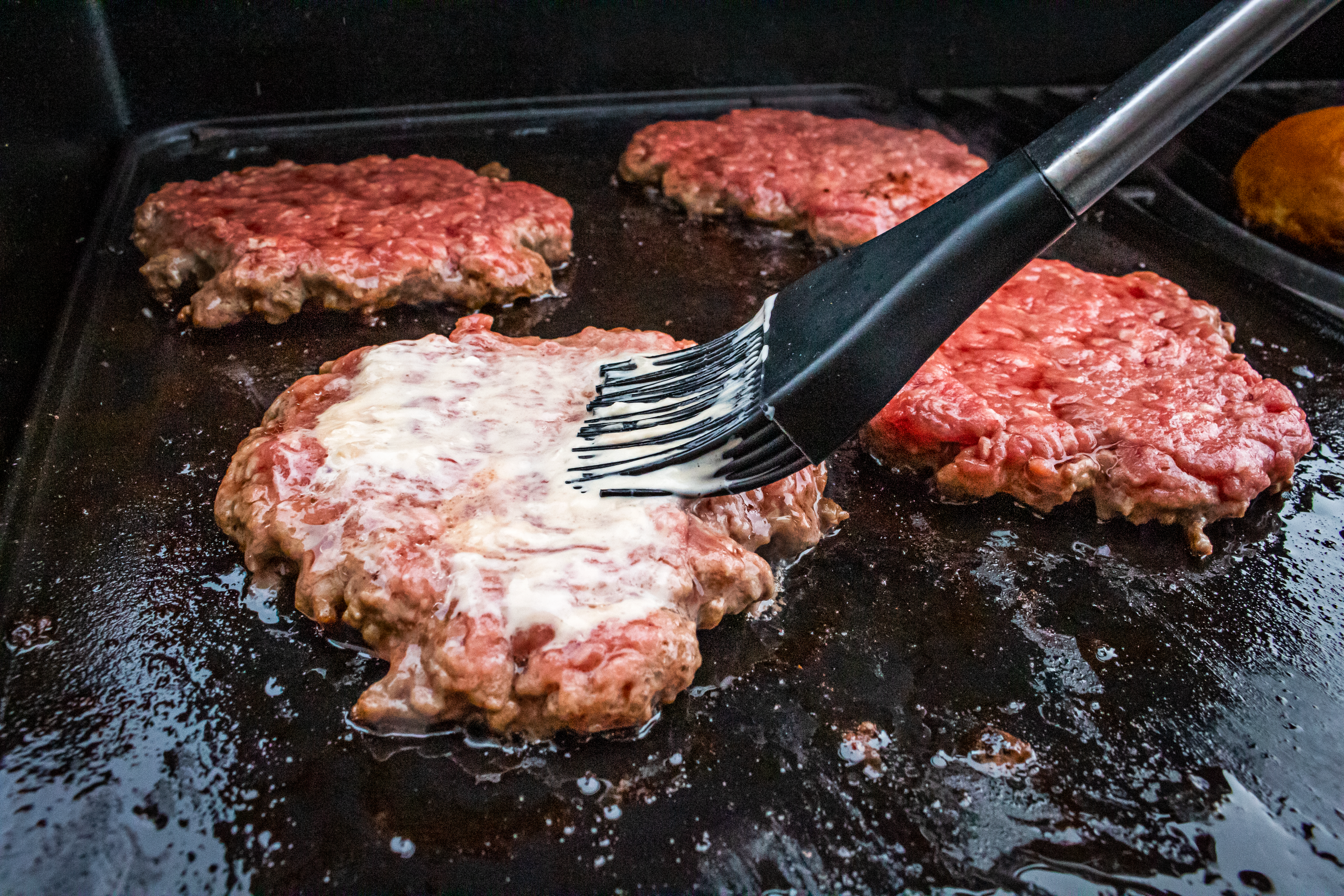Recipe Blog - Burger With Pork Belly - Brush