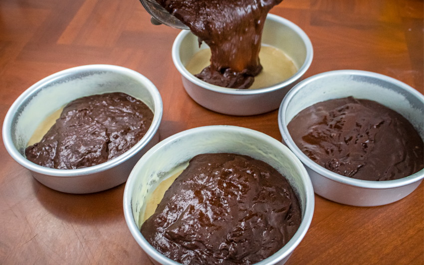 Recipe Blog - Vegan Chocolate Cake - fill