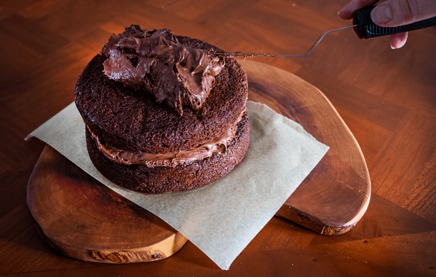 Recipe Blog - Dark Chocolate Cake - decorate