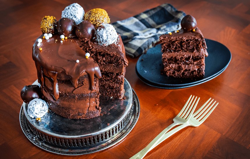 Recipe Blog - Dark Chocolate Cake - serve3