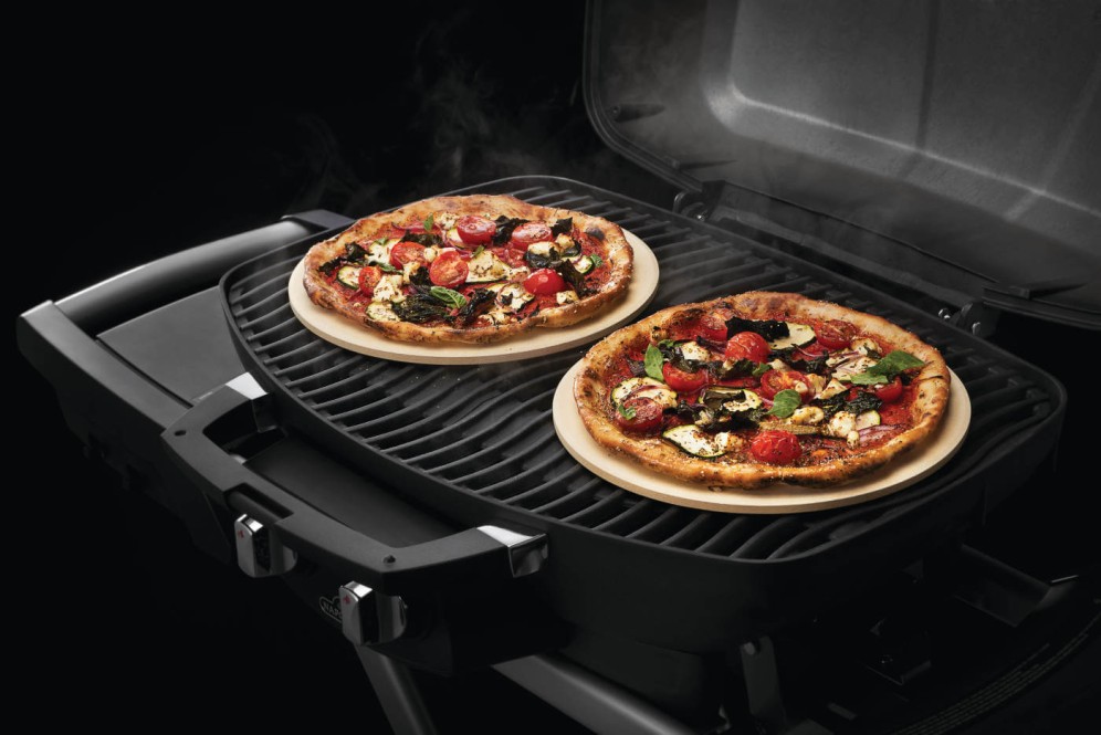 Ensemble de départ pour pizza pour barbecue en acier inoxydable Napoleon,  pierre à pizza, spatule à pizza pliante, coupe-pizza, spatule de service  avec râpe à fromage