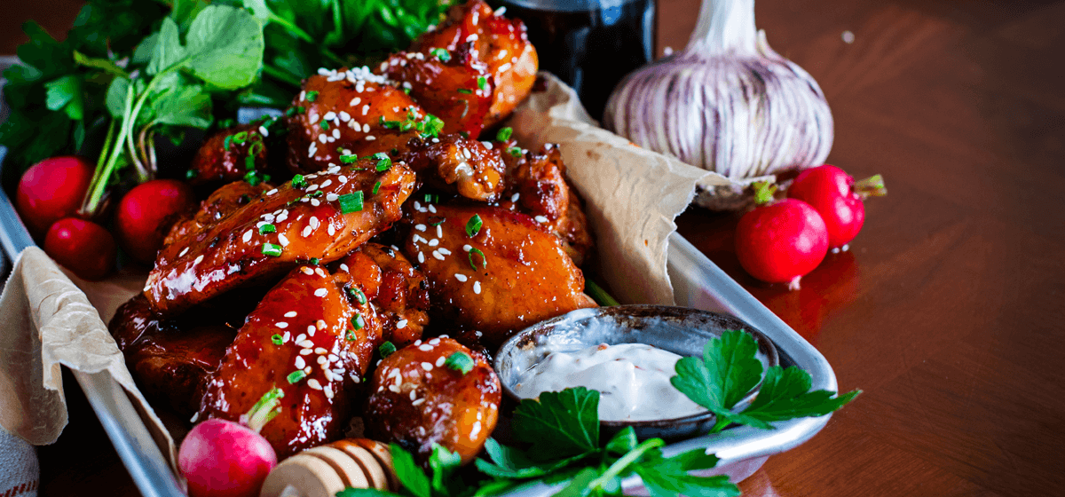 Recipe Blog - HoneyGarlic Chicken Wings - Feature