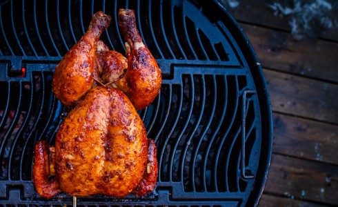 GrillsBlog-Feature-HoneyHarissaChicken-02feb24